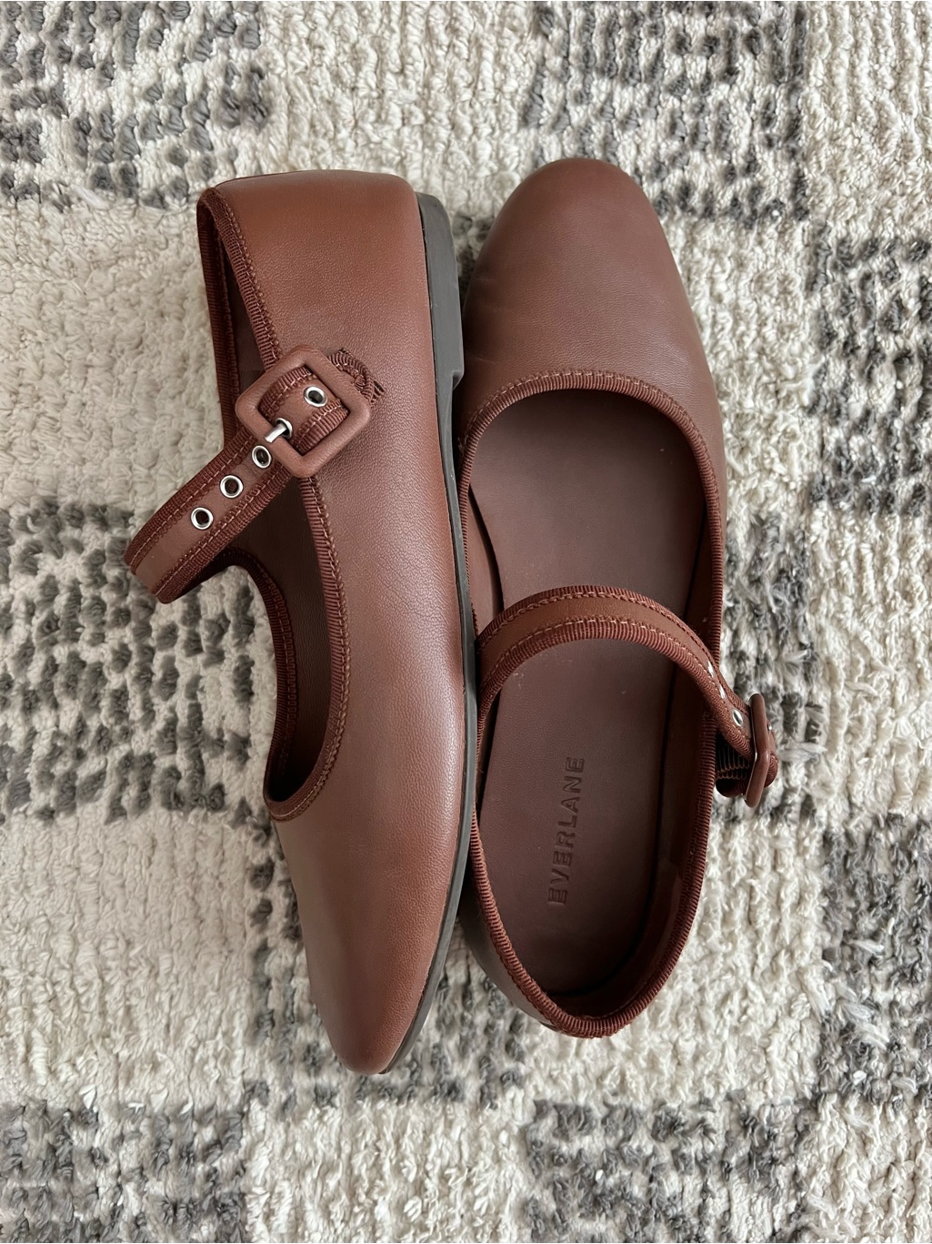 Everlane Women's The Day Buckle Mary Jane Flats Rum Brown Leather Strap 7.5